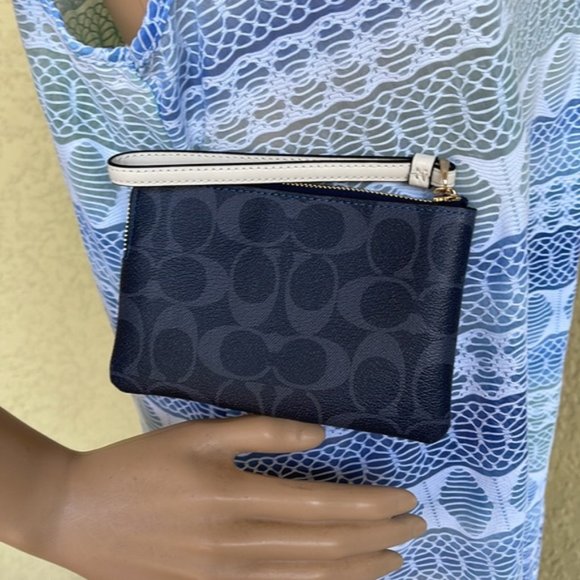 Coach Corner Zip Wristlet In Signature Canvas Denim Multi - Picture 11 of 15